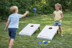 Cornhole Set - Wurfspiel mit 2 Brettern und 8 Kissen