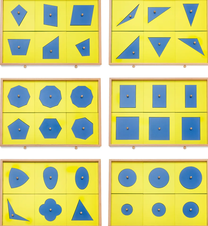 Geometrische Kommode mit Einführungsrahmen