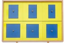 Geometrische Kommode mit Einführungsrahmen