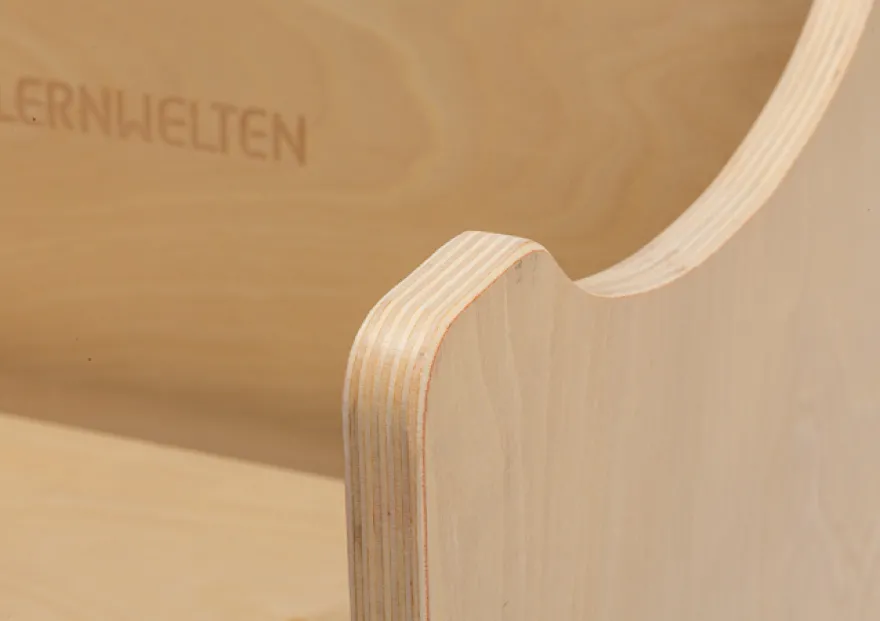 Große Wendebank aus Holz - abwischbare Premiumqualität