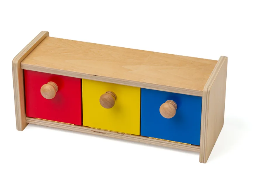 Holzkasten mit drei Fächern