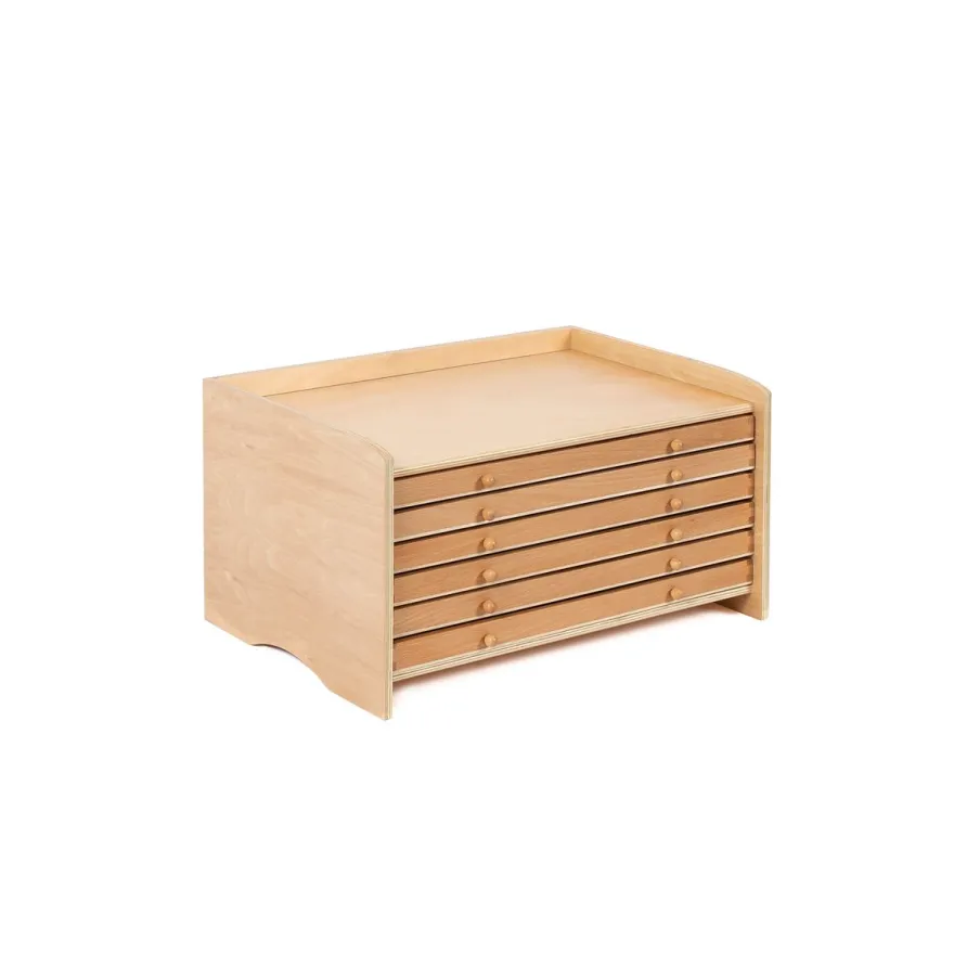 Kommode mit Schubfächern