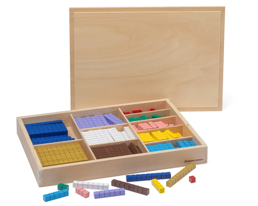 Montessori Rechenstäbchen mit Rillen aus Holz in den Montessori-Farben