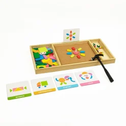 Nagelspiel mit Hammer - Kreative Formen aus Holz