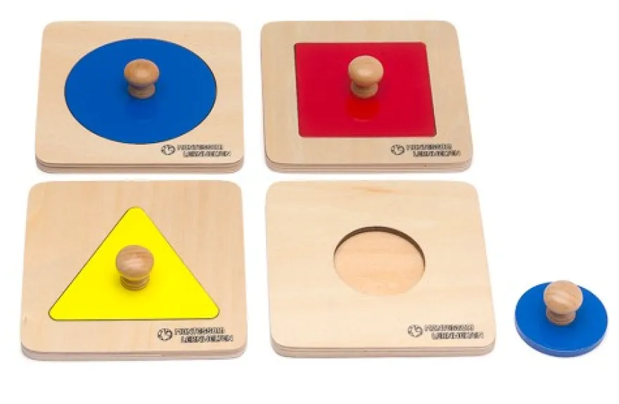 Puzzlesatz mit einzelnen Figuren