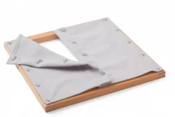 Rahmen mit Haken und Ösen
